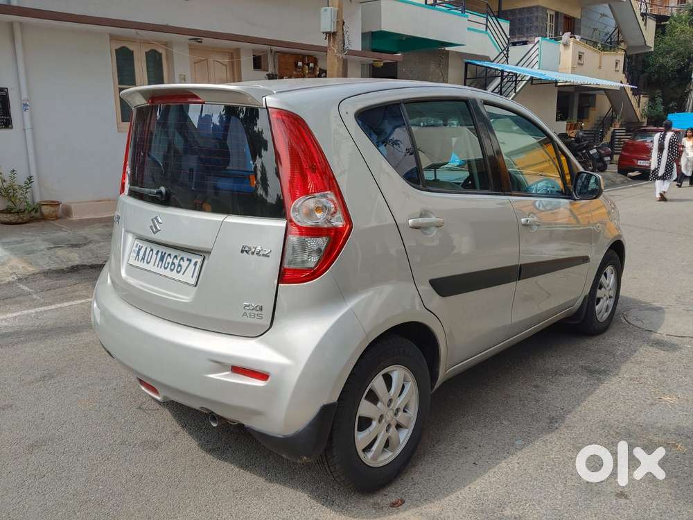 Maruti Suzuki Ritz Zxi, 2011, Petrol