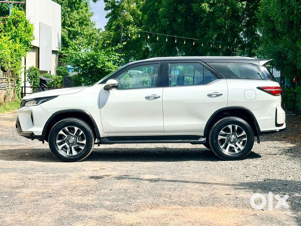 Toyota Fortuner Legender 4x2 At 2.8, 2022, Diesel