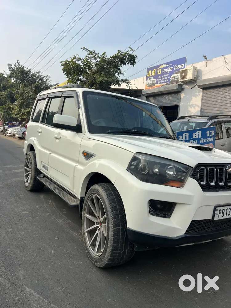 Mahindra Scorpio 2015 Diesel Manual
