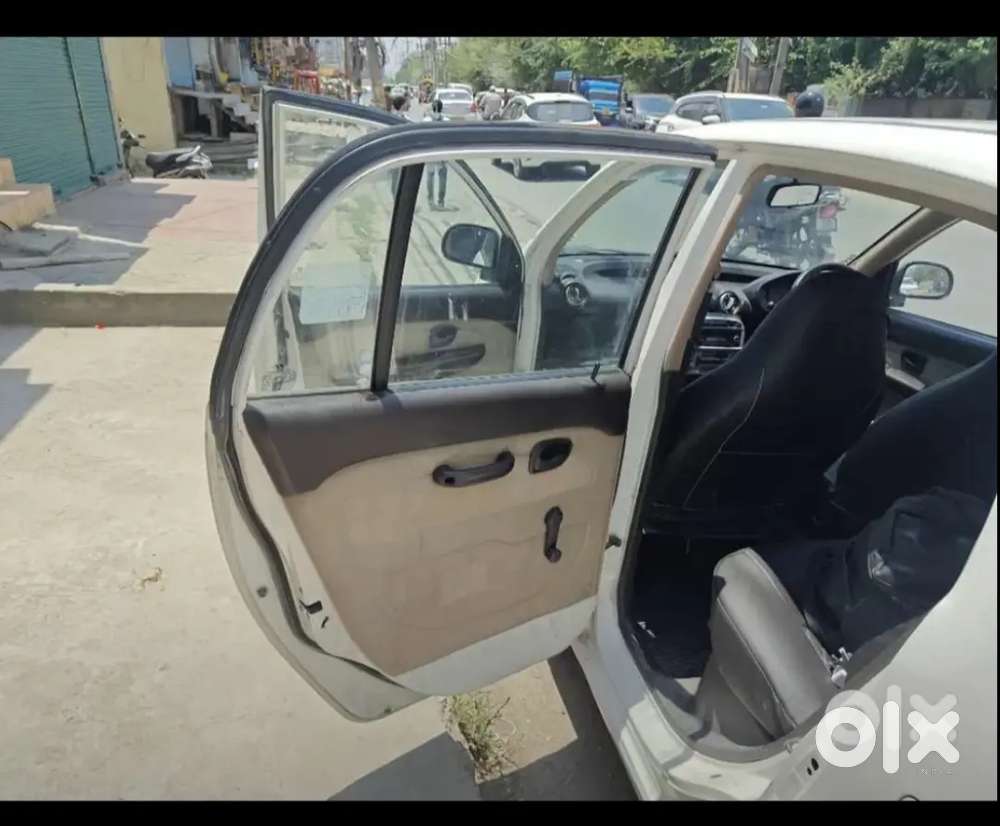 Hyundai Santro 2012 Lpg Well Maintained