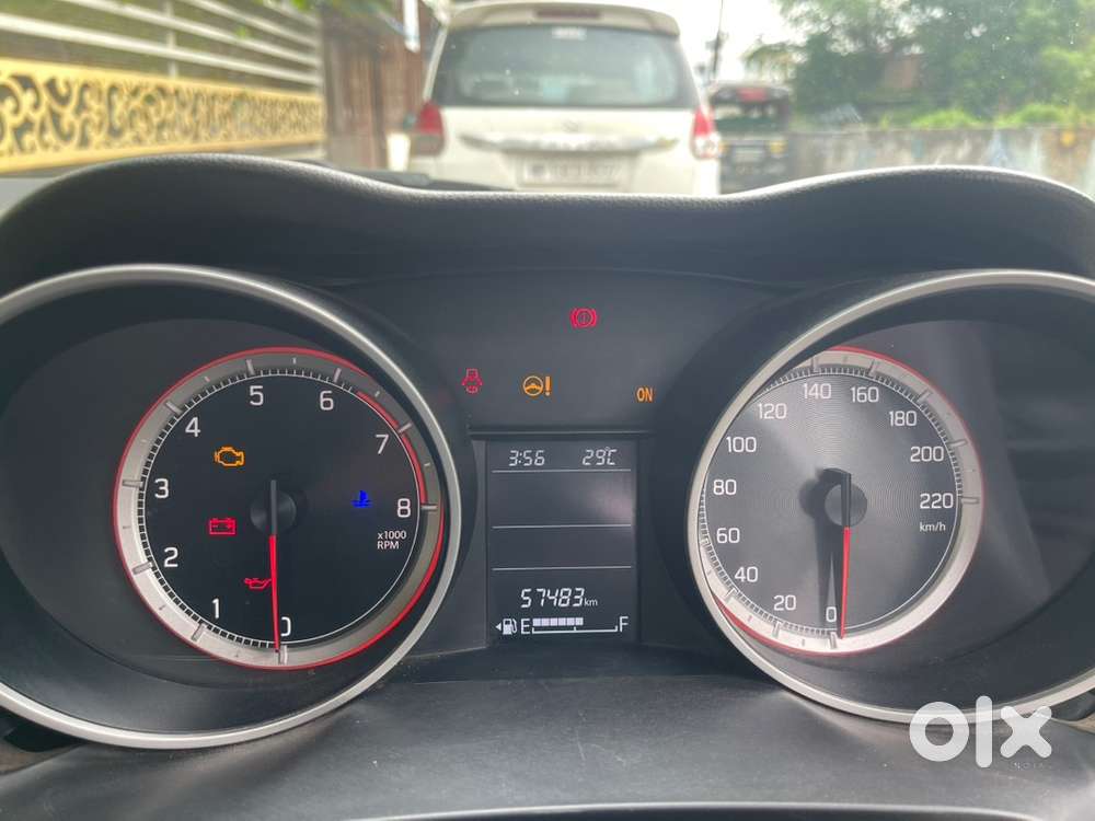 2023 Maruti Suzuki Swift Petrol