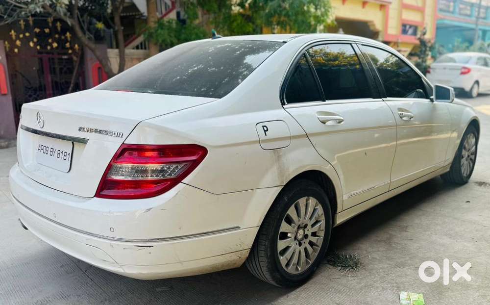 Mercedes-benz C-class 2010 Petrol Well Maintained