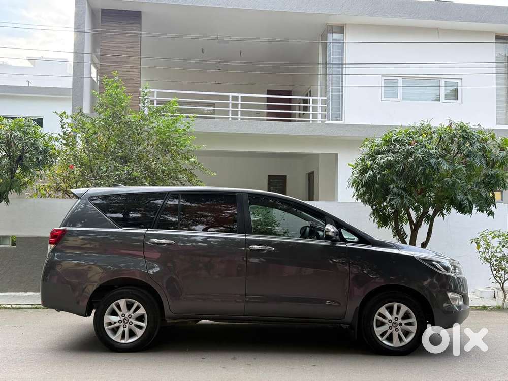 Toyota Innova Crysta 2.8 Z, 2017, Diesel