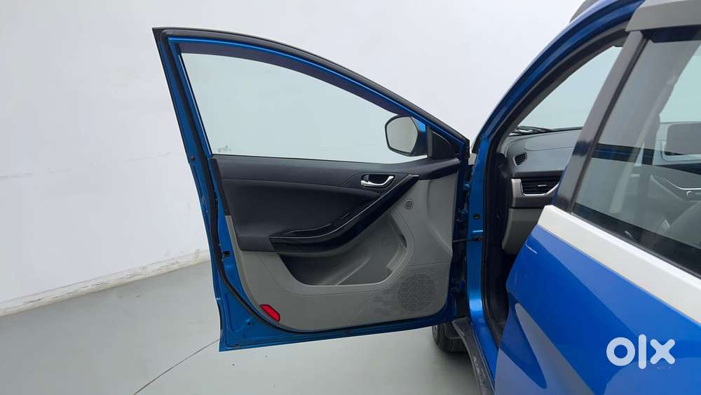 Tata Nexon 1.2 Revotron Xz Plus, 2019, Petrol