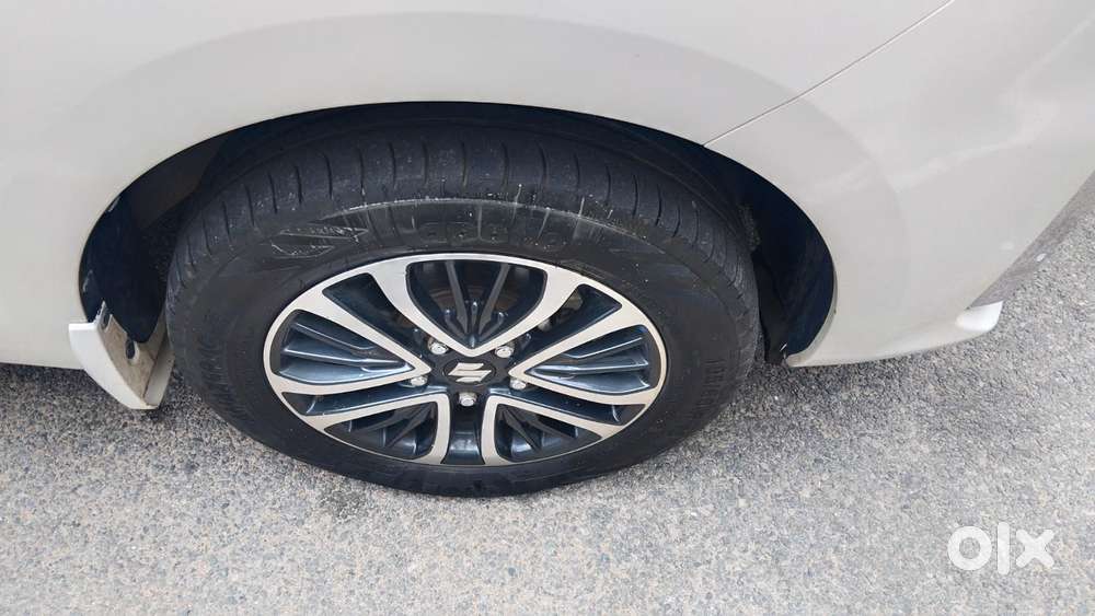 Maruti Suzuki Ertiga Zxi Shvs, 2022, Petrol
