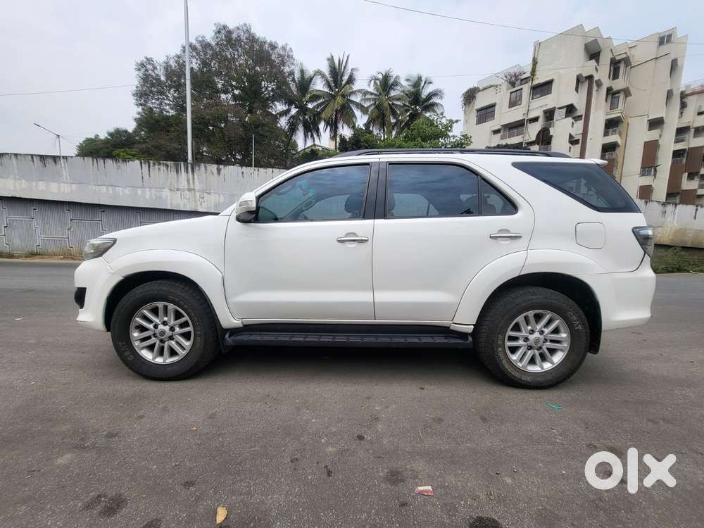 Toyota Fortuner 3.0 4x2 Automatic, 2012, Diesel