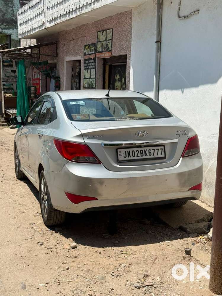 Hyundai Verna 2015