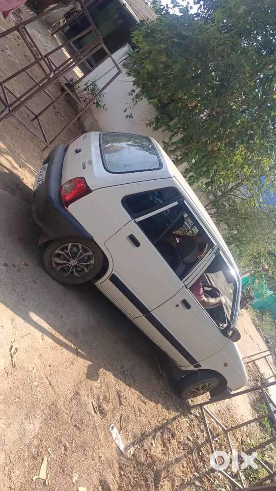 Maruti Suzuki 800 2005