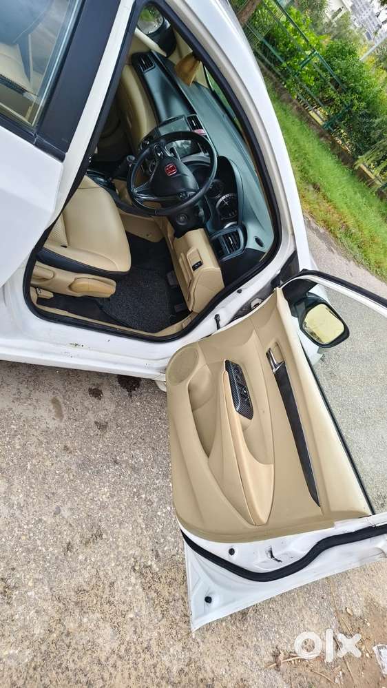 Honda City 1.5 V At Sunroof, 2012, Petrol
