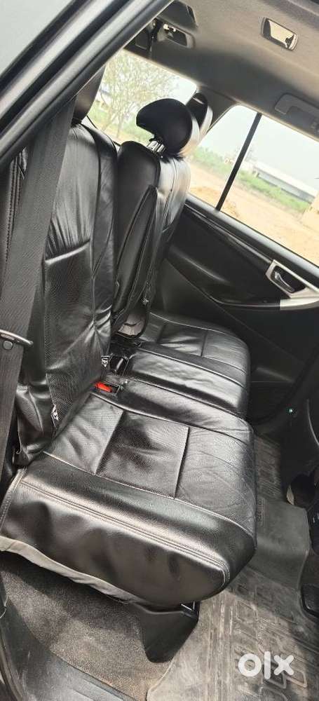 Toyota Innova Crysta 2.4 Vx Mt 8s, 2016, Diesel