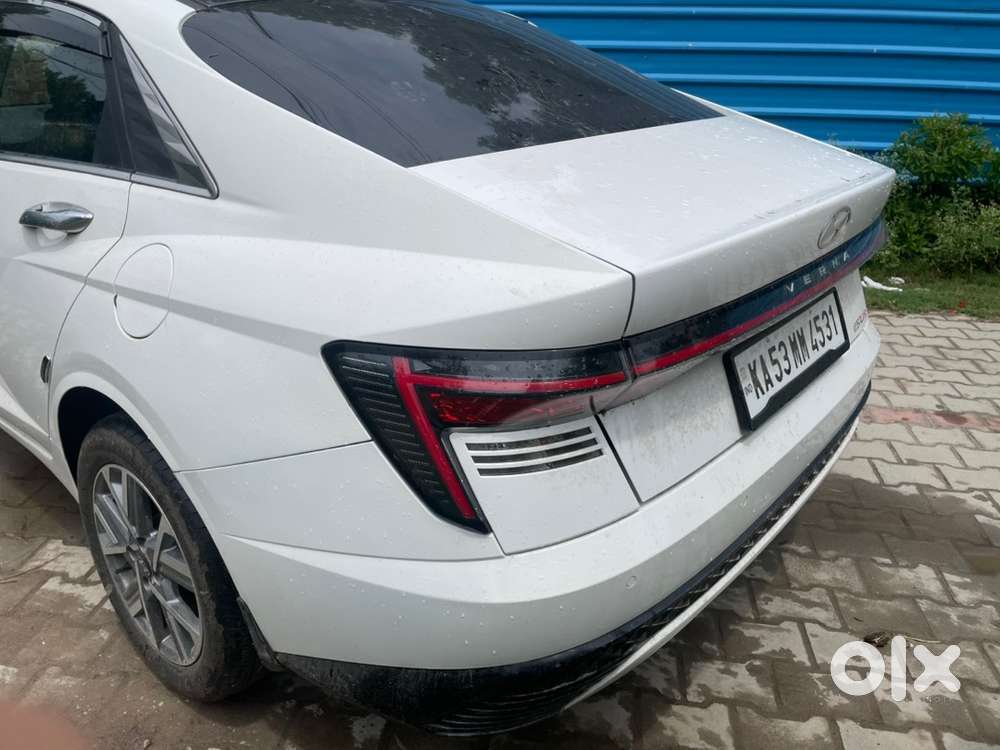 Hyundai Verna 2024 Petrol Well Maintained