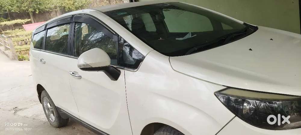 Mahindra Marazzo M6 Owned By Doctor