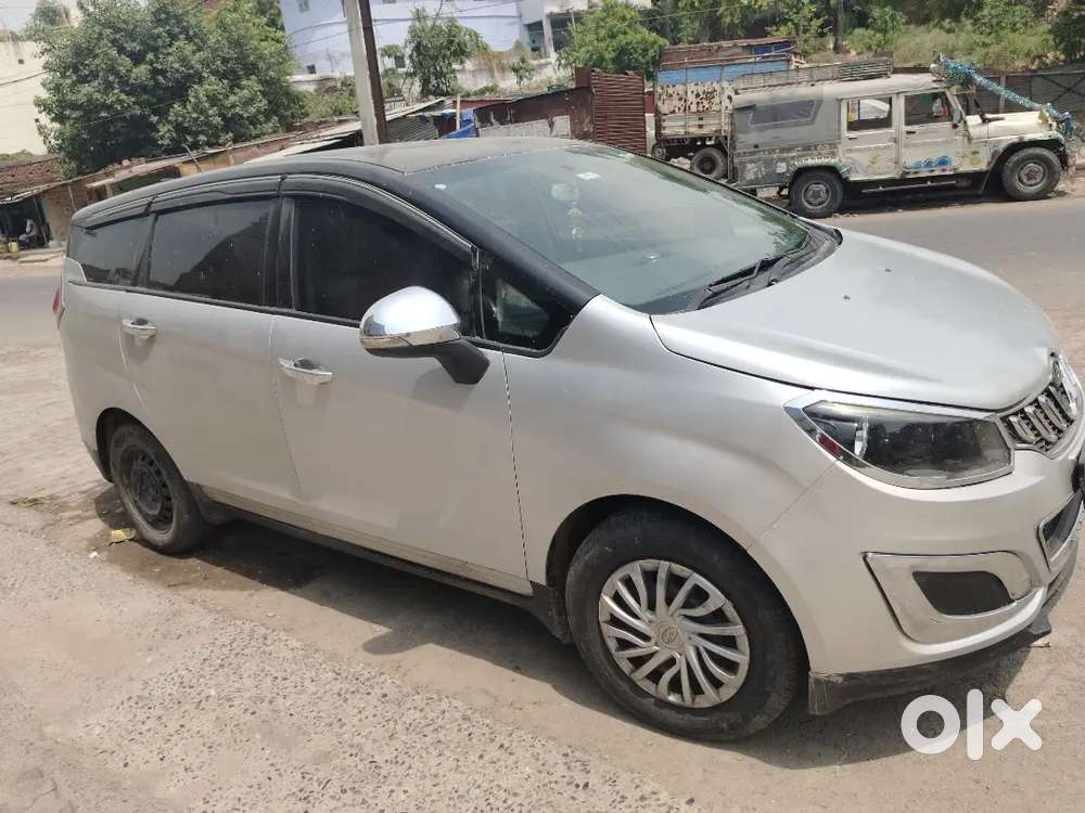 Mahindra Marazzo 2018 Diesel 65000 Km Driven
