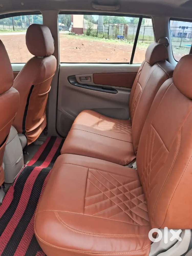 Toyota Innova 2.5 G 2014