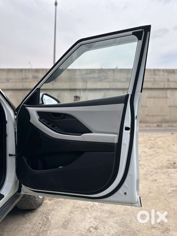 Hyundai Creta 1.5 Ex Petrol, 2023, Petrol