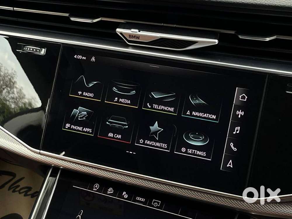 Audi Q8 3.0 Celebration Edition, 2022, Petrol