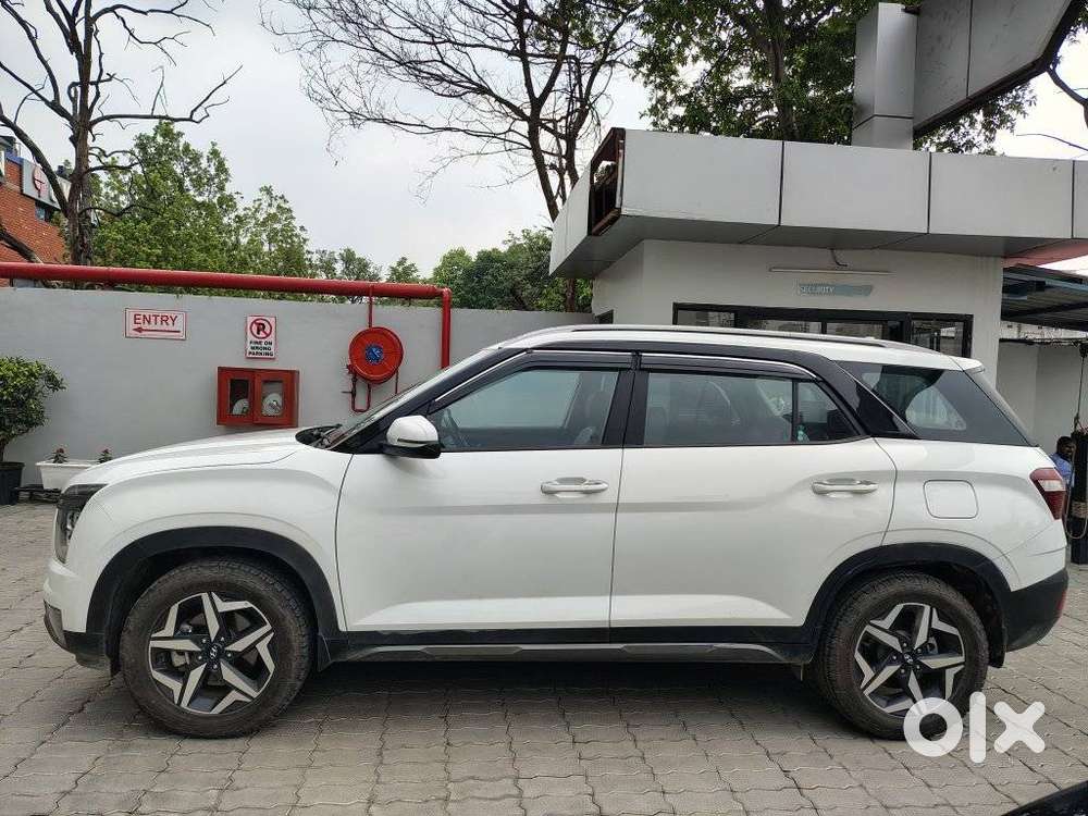 Hyundai Alcazar, 2024, Petrol