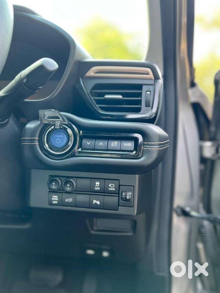 Maruti Suzuki Victoris Zxi Plus (o) Petrol Manual, 2025, Electric