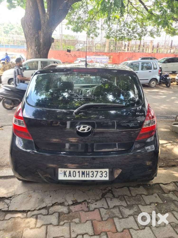 Hyundai I20 Asta 1.4 Crdi With Avn 6 Speed, 2011, Diesel