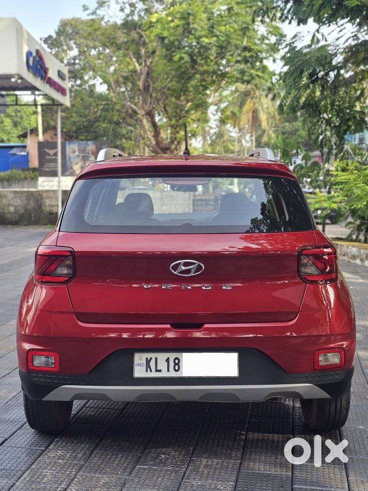 Hyundai Venue S 1.2 Petrol, 2021, Petrol