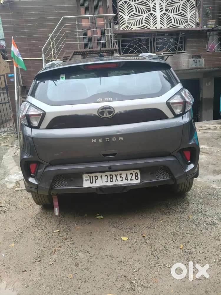 Tata Nexon Diesel Sunroof 2022