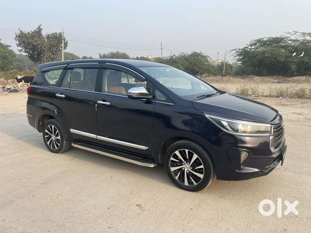 Toyota Innova Crysta