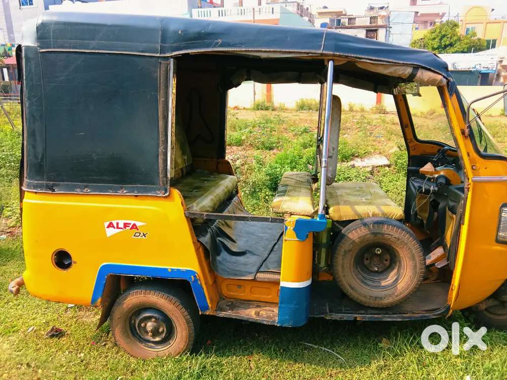 Maruti Suzuki Brezza Lxi 2023
