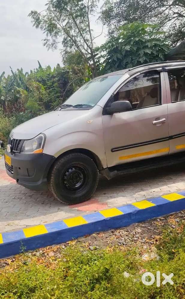 Mahindra Xylo 2016