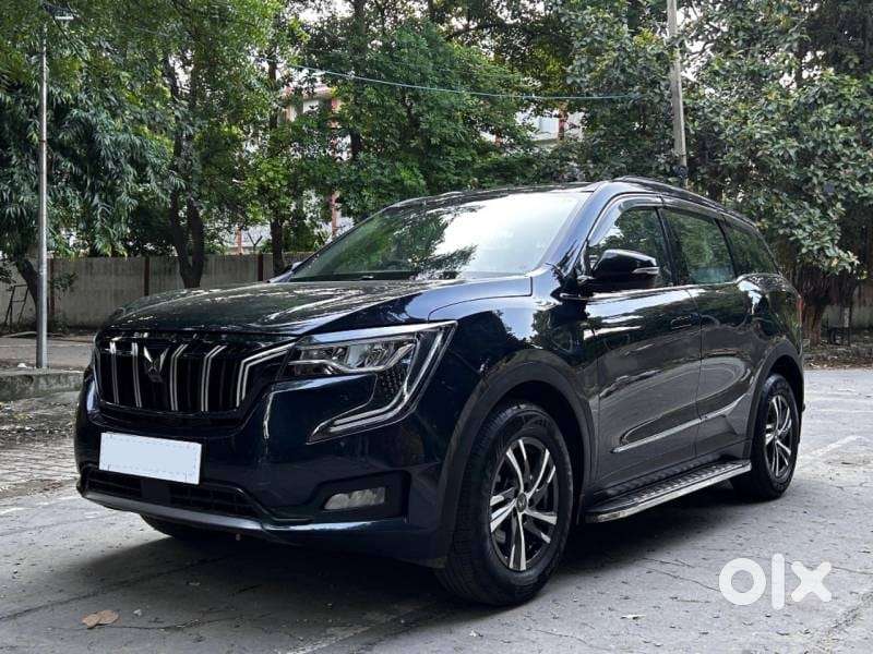 Mahindra Xuv700 2.0 Ax 5 Petrol At Str, 2023, Petrol