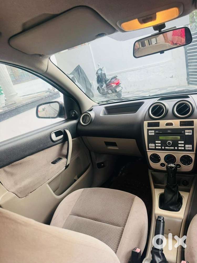 Ford Fiesta Classic Petrol 98000 Km Driven