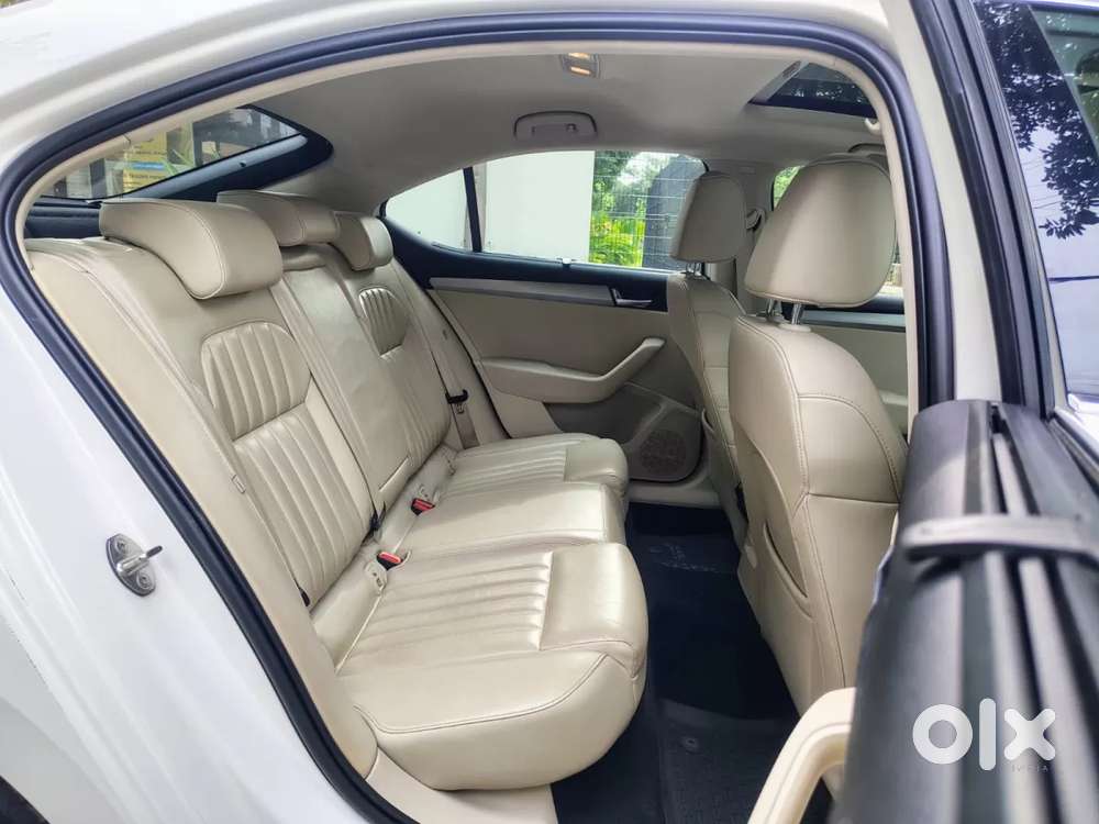 Skoda Superb [ ] 1.8 Style Tsi At, 2016, Petrol