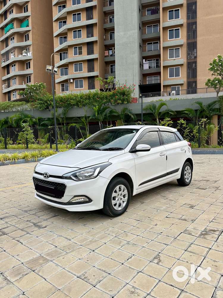 Hyundai I20 Petrol Spotz, 2017, Petrol