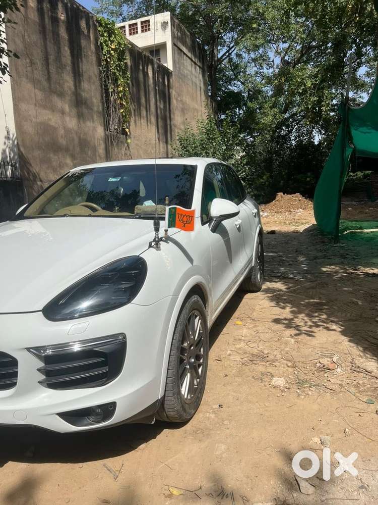 Porsche Cayenne Base, 2018, Petrol