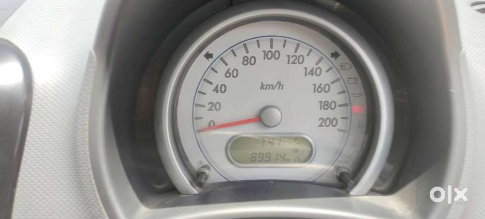 Maruti Suzuki Ritz Lxi, 2013, Petrol
