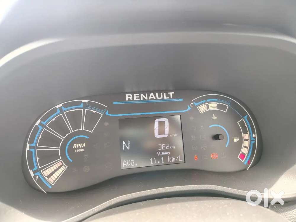 Renault 2025 Kwid 2026 Petrol 641 Km Driven