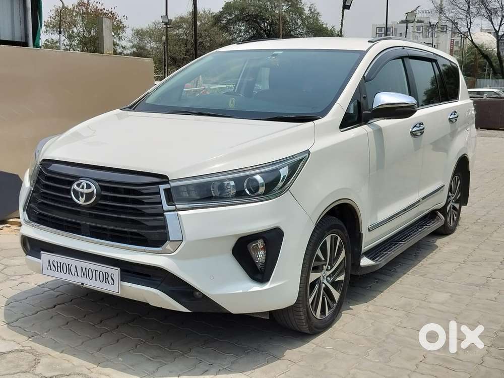 Toyota Innova Crysta 2.4 Z 7 Str, 2022, Diesel