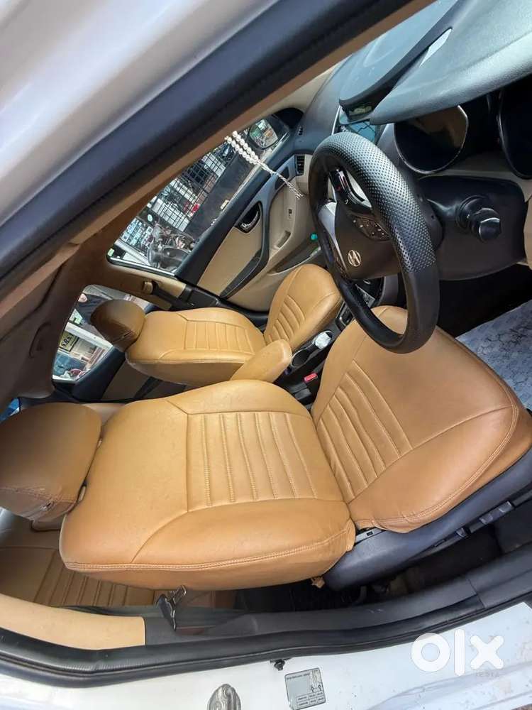 Hyundai New Elantra 2014 Diesel 93000 Km Driven