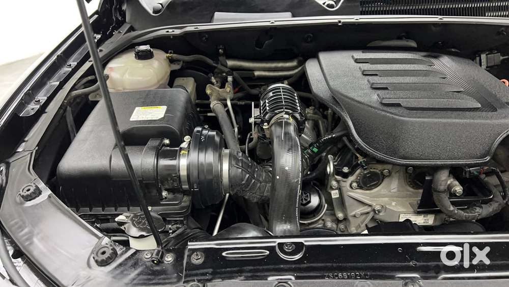 Mahindra Scorpio N Z8 Petrol Mt 7 Str, 2025, Petrol