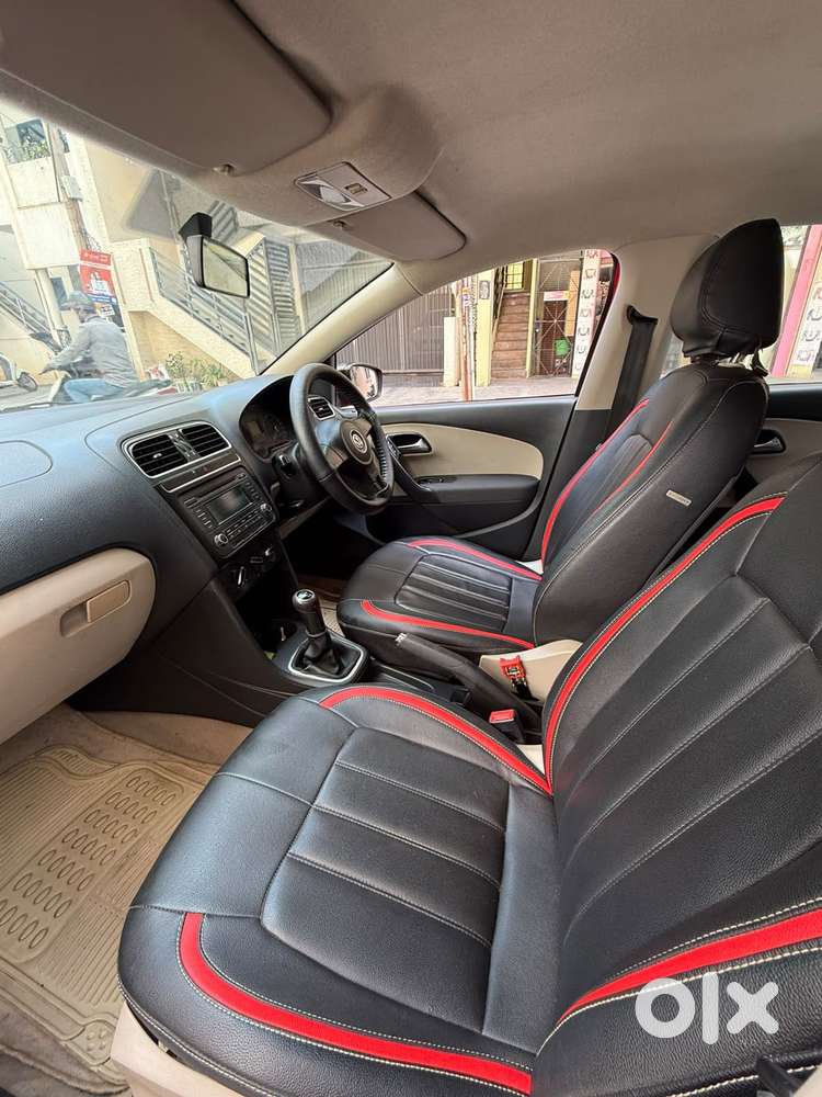 Volkswagen Polo Petrol Highline 1.2l, 2011, Petrol