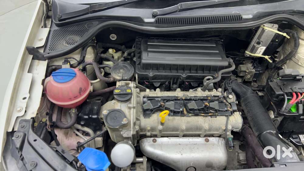 Volkswagen Vento Petrol Highline, 2015, Petrol
