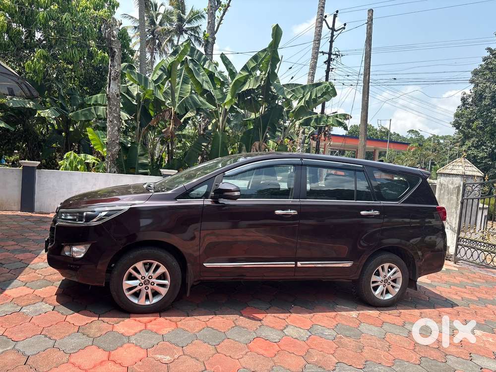 2017 Toyota Innova Crysta