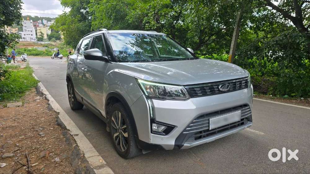Mahindra Xuv300 2020 Petrol Well Maintained