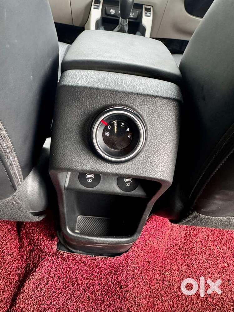 Kia Carens Clavis G 1.5 6mt Hte(o) 7-seater, 2025, Petrol