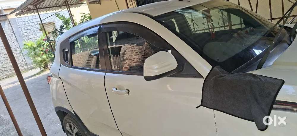 Mahindra Kuv 100 2016 Diesel Car