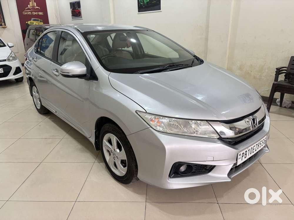 Honda City V Mt, 2015, Petrol