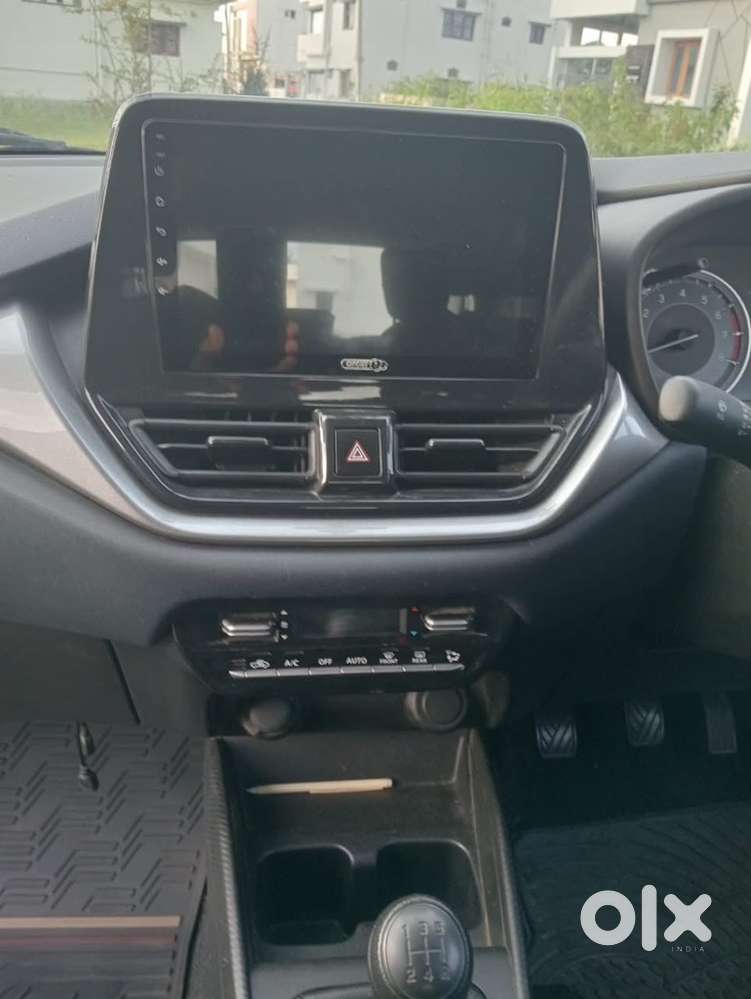 Maruti Suzuki Baleno 2025