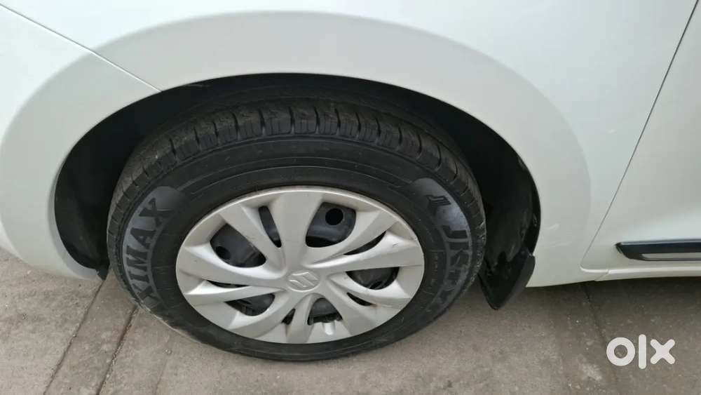 Maruti Suzuki Swift Vxi, 2016, Petrol