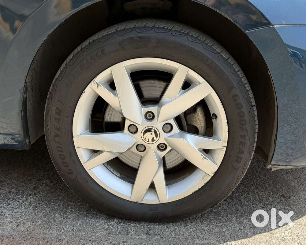 Skoda Octavia 2.0 Style Tsi At, 2021, Petrol