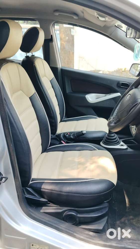 Ford Figo 2012-2015 Petrol Titanium, 2012, Petrol