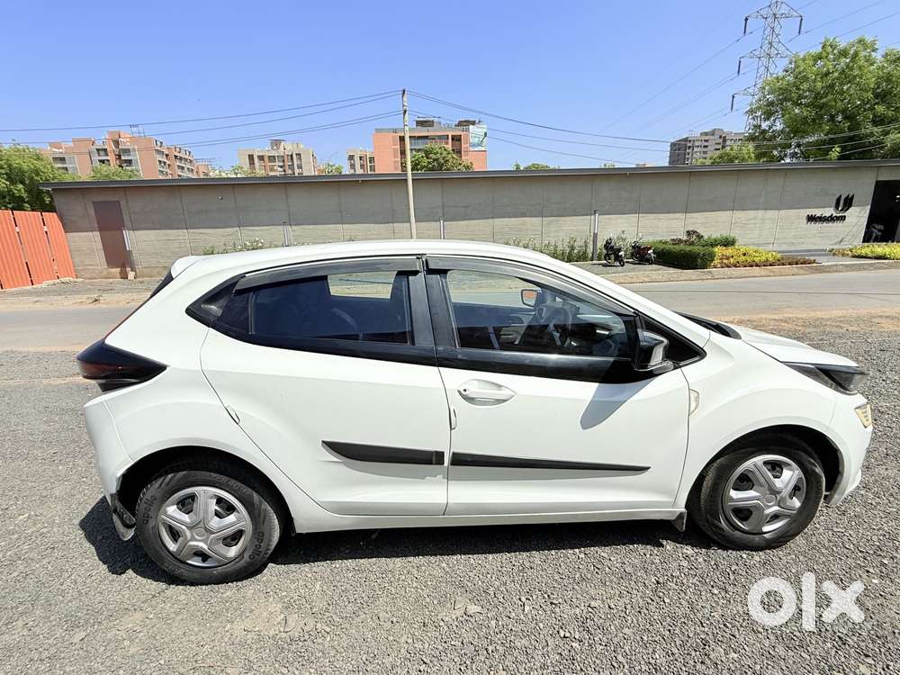 Tata Altroz 1.5 Xe Diesel, 2020, Diesel